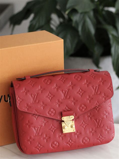 lv pochette authentic|lv pochette metis empreinte.